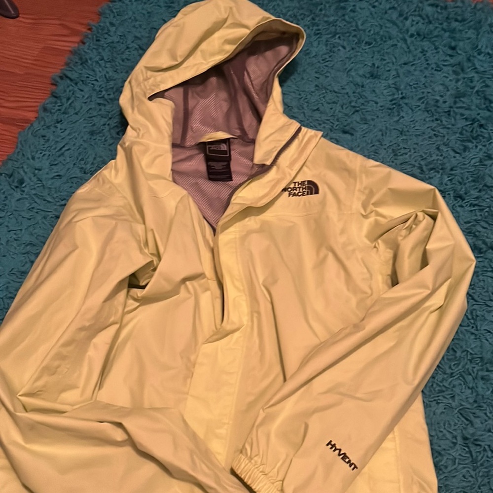 Boys The North Face neon yellow rain jacket like new condition.size M 10/12